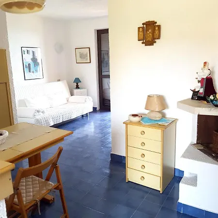 One Bedroom Appartement At Olbia 300 M Away From The Beach With Sea View And Enclosed Garden *